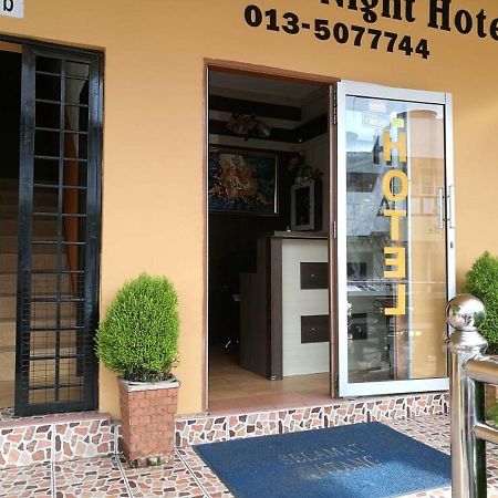 Golden Night Hotel Cao nguyên Cameron Ngoại thất bức ảnh